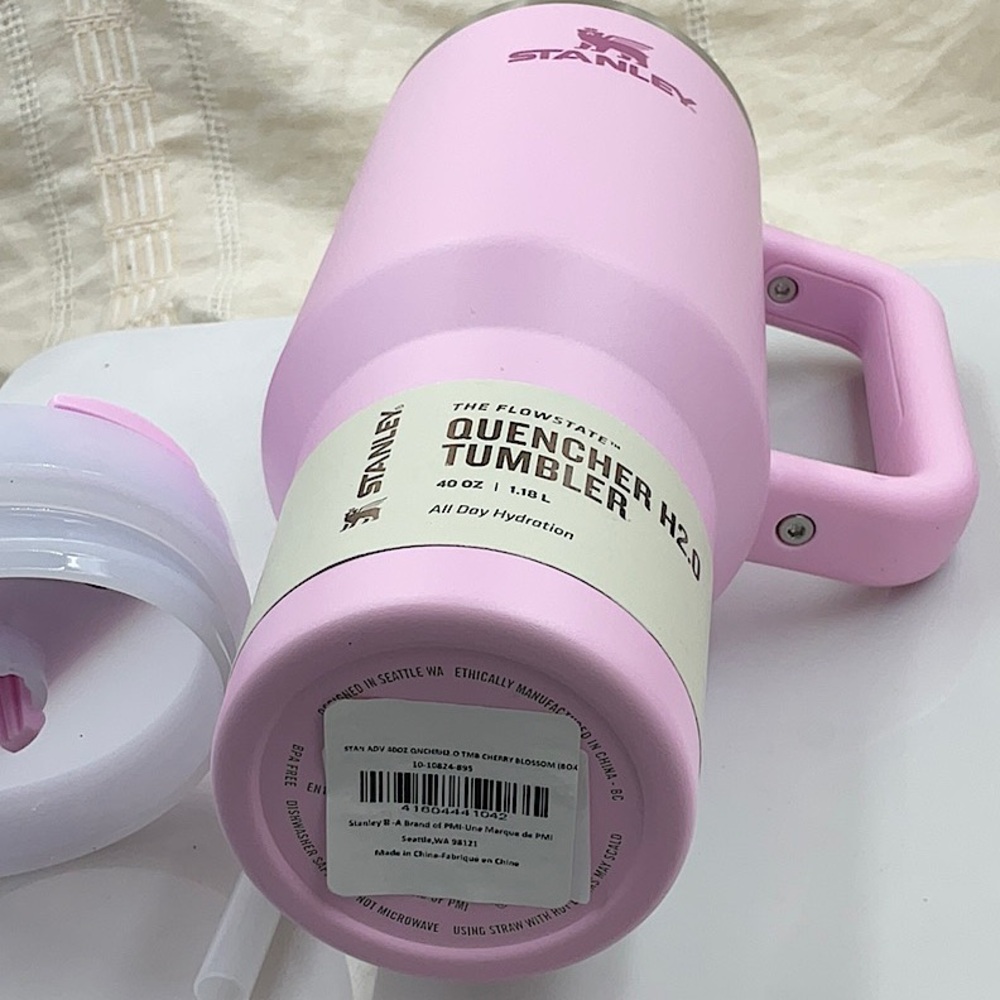 Brand New Stanley 40oz Quencher H2.0 Tumbler Cherry Blossom Pink - Picture 8 of 10